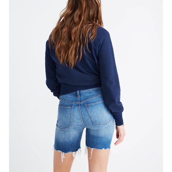 Madewell Sz 26 High Rise Denim Shorts Midi Length Cut Offs Jean Distressed l0367 - Picture 2 of 11